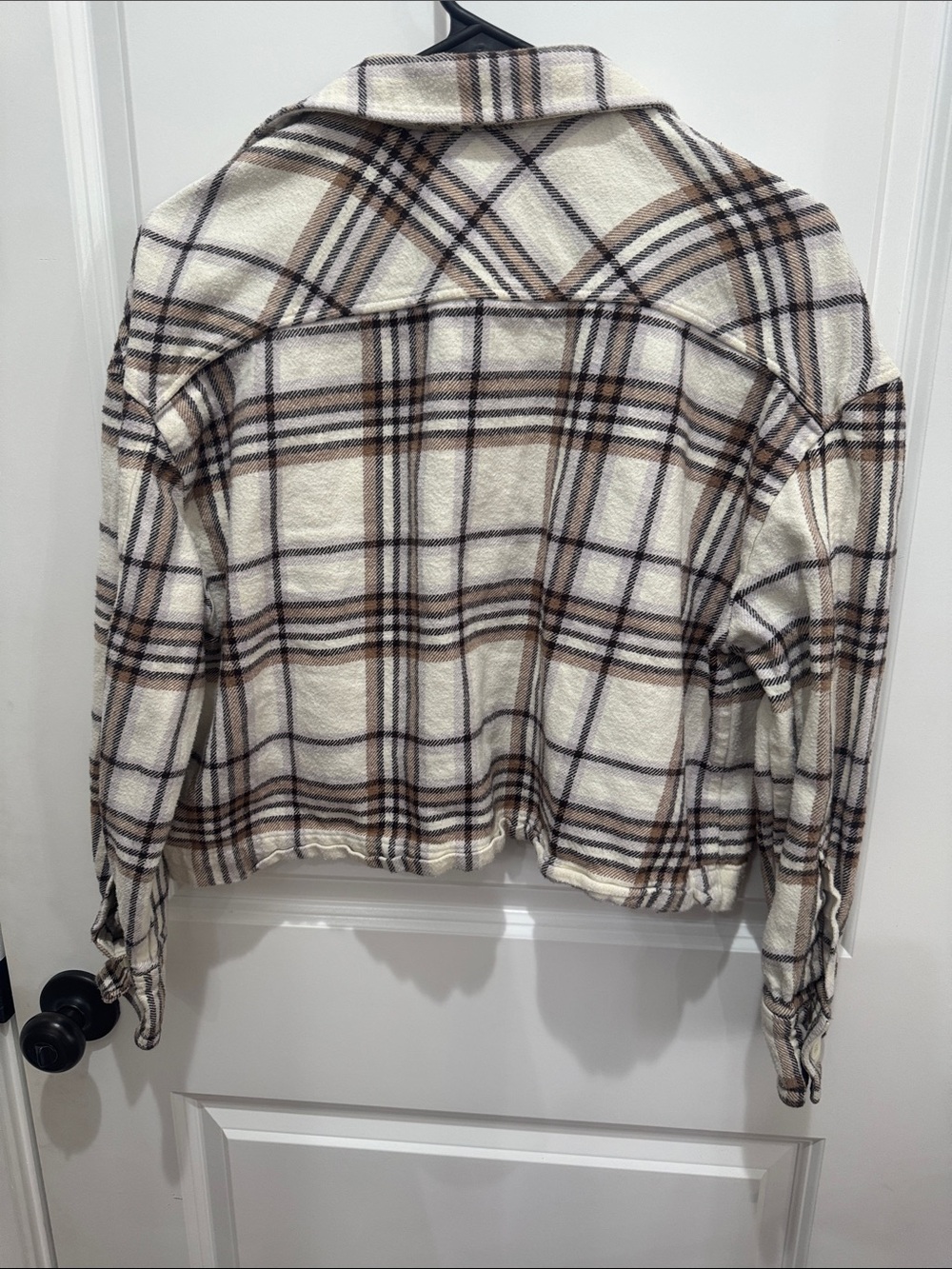 Zara Cream and Brown Plaid Cropped Shacket - Picture 3 of 3